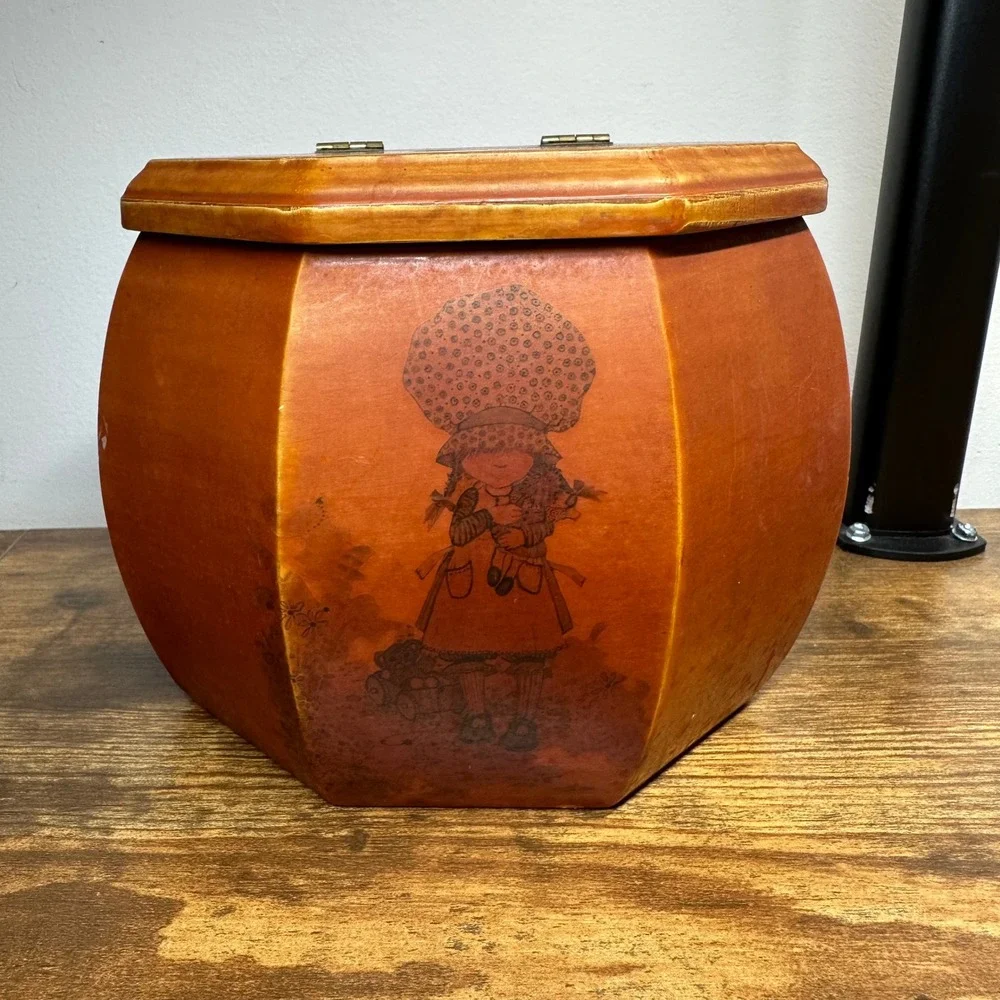 Vintage Wooden Octagon Sewing Box Sunbonnet Girl Illustrations Storage Bin